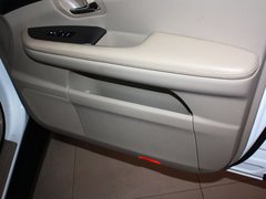 比亚迪S6 2013款 劲悦版 2.0L 手动 尊贵型 5座