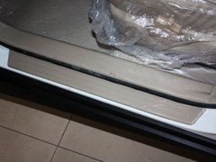 比亚迪S6 2013款 劲悦版 2.0L 手动 尊贵型 5座