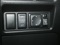 英菲尼迪QX 2013款 5.6L 自动 QX56 7座
