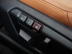 宝马3系 2013款 320Li 2.0T 豪华型