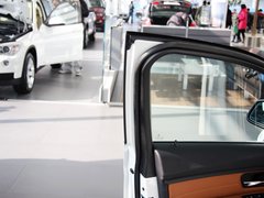 宝马3系 2013款 320Li 2.0T 豪华型