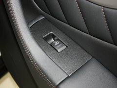 英菲尼迪FX 2013款 FX37 3.7L 自动 超越版 5座