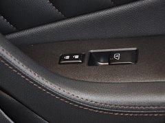 英菲尼迪FX 2013款 FX37 3.7L 自动 超越版 5座