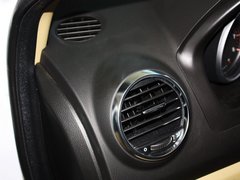 哈弗H6 2012款 2.0T 手动 绿静四驱精英型 5座
