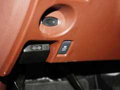 英菲尼迪EX 2013款 EX25 2.5L 自动 两驱尊雅版 5座