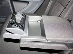 沃尔沃V60 2013款 2.0T 自动 智尚版