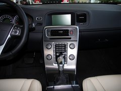 沃尔沃V60 2013款 2.0T 自动 智尊版
