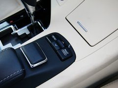 雷克萨斯ES 2013款 2.5 CVT 300h 豪华版