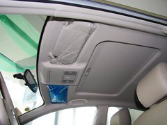 东风日产  1.6L 自动 车顶内部特写