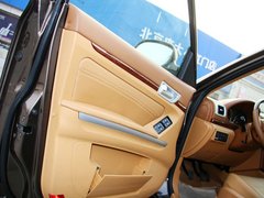 宝利格 2012款 2.0T 手动 两驱智汇版 5座