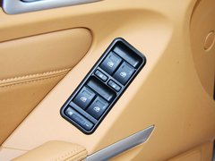 宝利格 2012款 2.0T 手动 两驱智汇版 5座