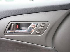 皇冠 2012款 3.0L 自动 V6 Royal Saloon