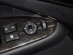K5凯酷 2012款 2.0L 自动 DLX 特别版
