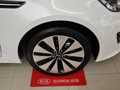 K5凯酷 2012款 2.0L 自动 DLX 特别版