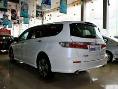 广汽本田  奥德赛 2.4 AT 车辆左后45度视角