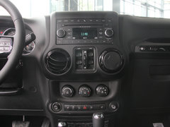 Jeep吉普  Jeep牧马人 中控仪表台总特写