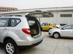 陆风X8 2012款 2.0T 手动 探索版柴油4X4豪华型 5座