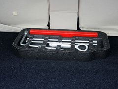 陆风X8 2012款 2.0T 手动 探索版柴油4X4豪华型 5座