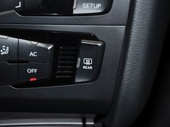 奥迪A4L 2013款 30TFSI 手动舒适型