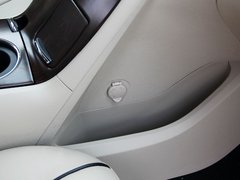 威飒(进口) 2013款 2.7L 自动 两驱豪华版5座