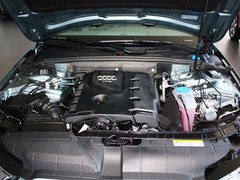 一汽奥迪  35TFSI 发动机局部特写