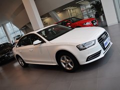 奥迪A4L 2013款 35TFSI 自动舒适型