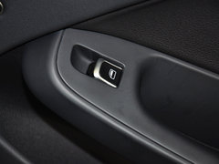 奥迪A4L 2013款 35TFSI 自动技术型