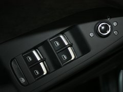 奥迪A4L 2013款 40TFSI DCT quattro 运动型