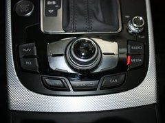奥迪A4L 2013款 40TFSI DCT quattro 运动型