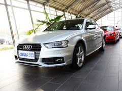 一汽奥迪  奥迪A4L 40TFSI DCT 车辆左前45度视角