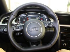 一汽奥迪 奥迪A4L 40TFSI DCT 方向盘整体