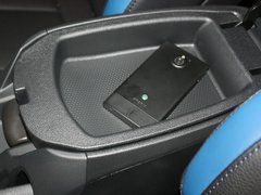 飞思 2012款 1.6T 自动 豪华版