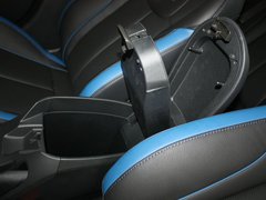 飞思 2012款 1.6T 自动 豪华版