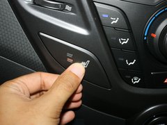飞思 2012款 1.6T 自动 豪华版