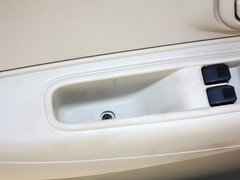 森雅M80 2011款 1.3L 手动 超值版 5座