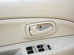 森雅M80 2011款 1.3L 手动 超值版 5座