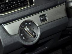 上海大众 1.4TSI DSG 方向盘左后仪表台
