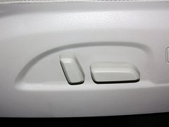 奔腾B90 2012款 2.0L 手动 豪华型