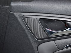 奔腾B90 2012款 2.0L 手动 舒适型