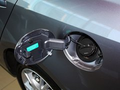 奔腾B90 2012款 2.0L 手动 舒适型