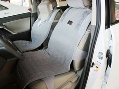 广汽丰田  1.8L CVT 驾驶席座椅前45度视图