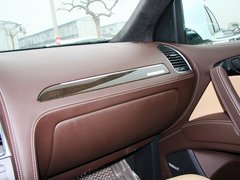 奥迪Q7 2013款 35TFSI 专享型 5座