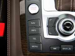 奥迪Q7 2013款 35TFSI 专享型 5座