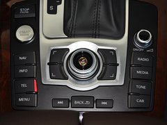 奥迪Q7 2013款 35TFSI 技术型 5座