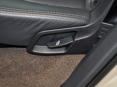 奥迪Q7 2013款 3.0T 35TFSI进取型 5座
