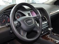 奥迪Q7 2013款 3.0T 35TFSI进取型 5座