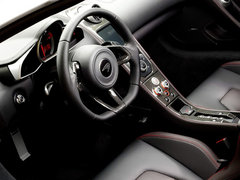 迈凯伦12C 2012款 3.8T DCT 标准型