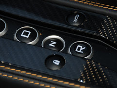 迈凯伦12C 2012款 3.8T DCT 标准型