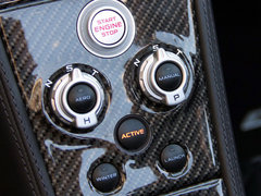 迈凯伦12C 2012款 3.8T DCT 标准型