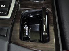 宝马5系 2013款 530Li 3.0L 领先型